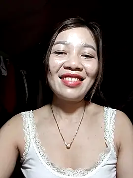 Yiyi102300 online show from April 10, 1:39 pm