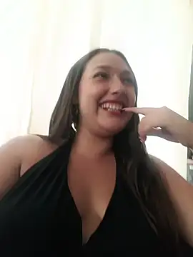 Naughty-Samanta- online show from April 7, 6:10 pm