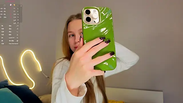 Emma dream  online show from April 15, 2:23 am