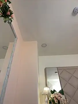 AliciaRoux online show from March 29, 10:42 pm