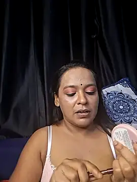 hornyrosy321 online show from July 8, 5:48 pm