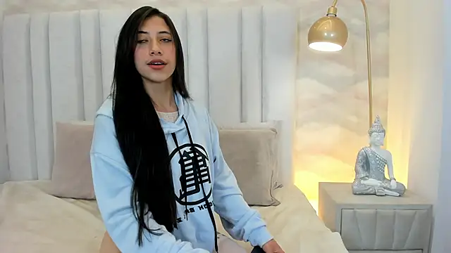 juli carther online show from April 15, 12:28 pm