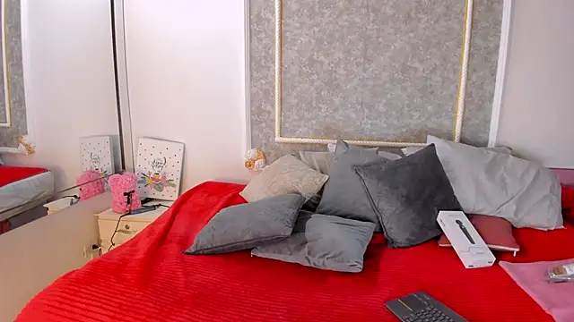  Katee lujan online show from April 15, 6:08 pm