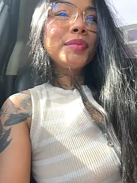 madyson fox online show from May 27, 1:30 pm