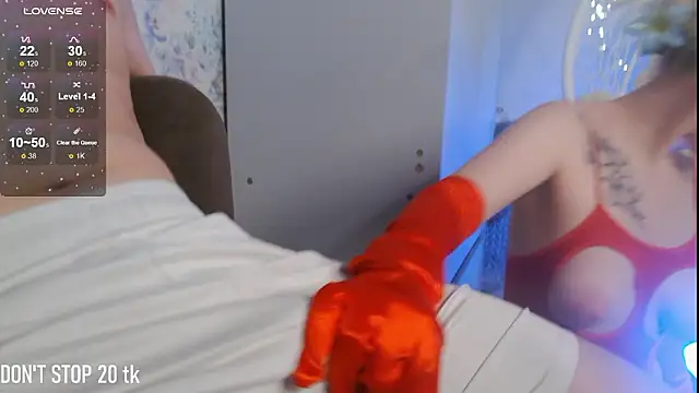 MikeXEmilia online show from March 27, 8:20 pm