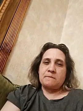 KatieLove133 online show from April 3, 4:38 pm