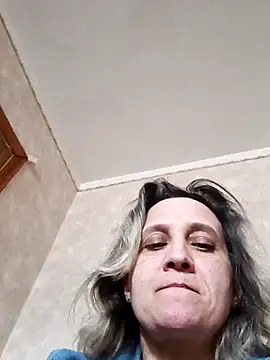 KatieLove133 online show from March 29, 12:37 pm