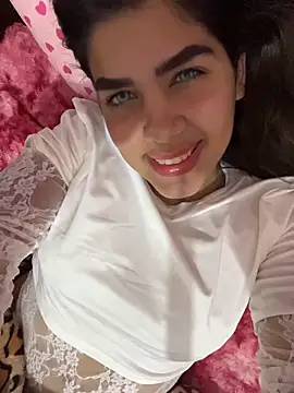 Hopeluna online show from March 19, 7:13 am