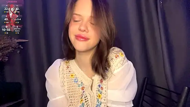 SarahHunnye online show from March 27, 12:23 am