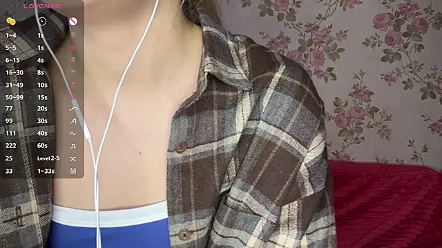 EleneShedden online show from April 2, 12:13 pm