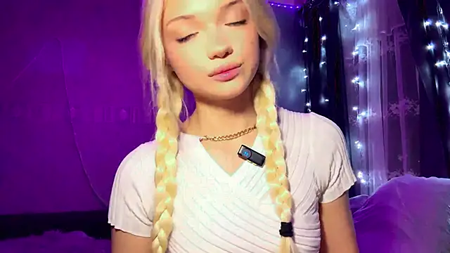 StacyChocopay online show from April 13, 12:12 am