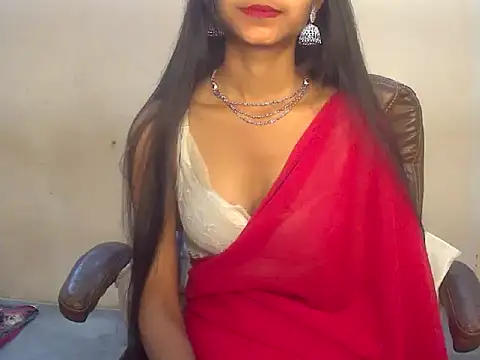 QueenOfDesire01 online show from March 18, 5:18 pm