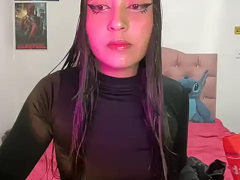 sakuraluna  online show from March 28, 11:36 pm