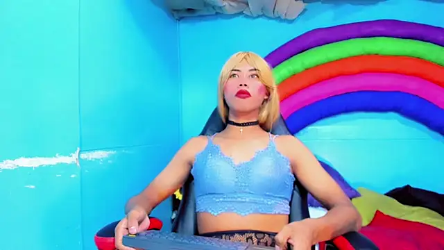 Faricao  online show from April 10, 7:20 pm