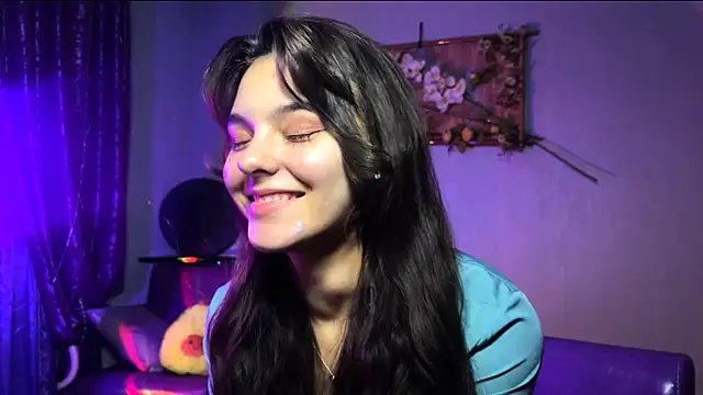 CareyDevan online show from April 8, 2:08 pm