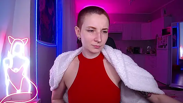 Hope Foxter online show from April 6, 4:41 pm