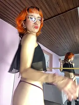 Alice Hecatee online show from April 7, 6:10 pm