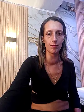 Karolynrousse  online show from March 26, 5:15 pm