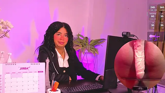 KateLovings online show from April 2, 1:52 pm