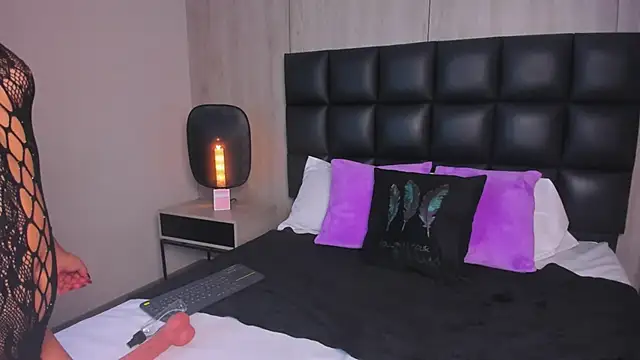 lexy cartier online show from March 30, 1:33 pm