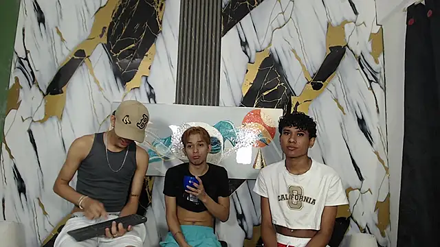 AVENGER GUYS1 online show from March 23, 1:06 pm