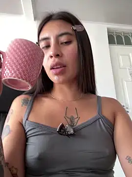 Macarena26 online show from April 16, 7:46 pm