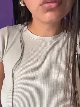 Antonella9799 online show from April 1, 6:16 pm