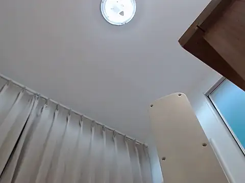 XI-XI-668 online show from March 26, 12:02 am