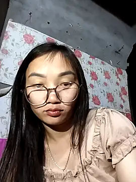 emmasexy2k online show from April 2, 1:41 pm