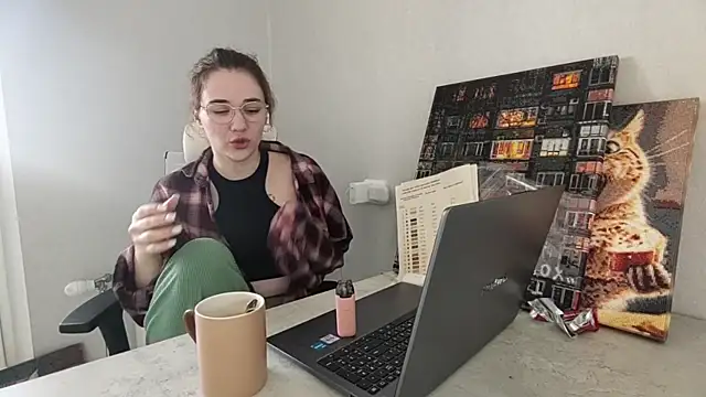 LaritaTocchio online show from March 24, 7:47 am