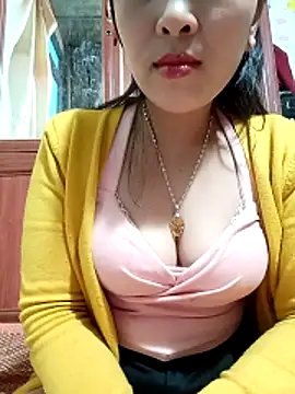 Cherry XyX online show from March 22, 6:25 pm