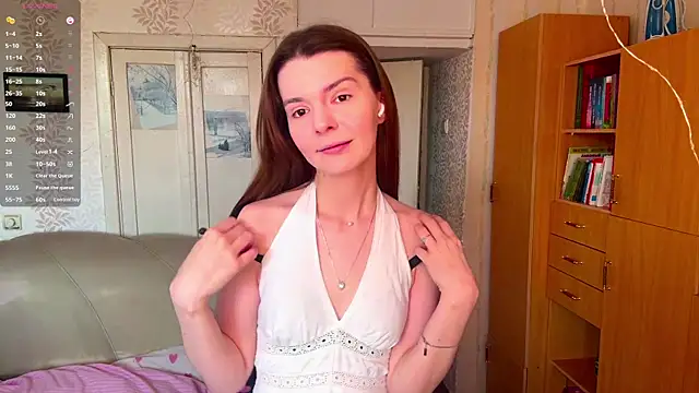 AnnWaddie online show from April 16, 6:57 am