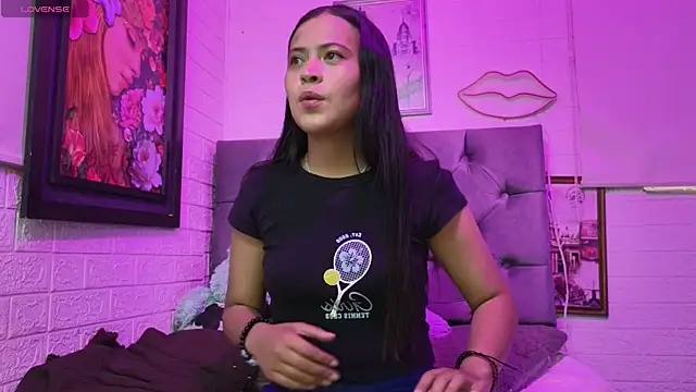 LITTLE-NESSA online show from March 18, 4:01 pm