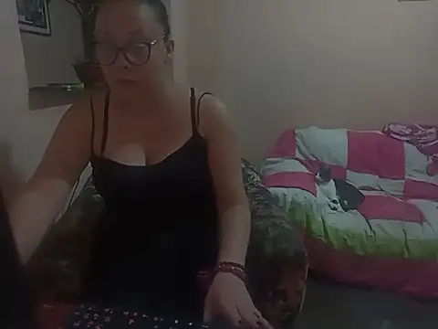 lua-bfly online show from March 19, 12:15 am