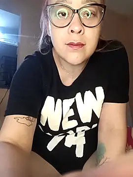 lua-bfly online show from March 29, 10:20 pm