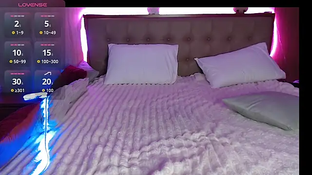 Kayakitsune online show from April 14, 2:33 am