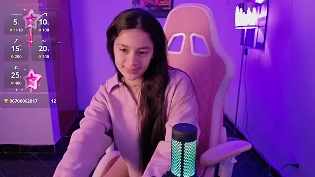 Oliviasims online show from March 31, 9:48 pm