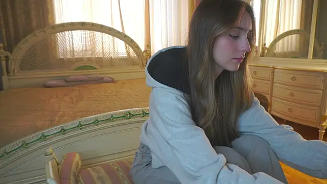 AlinaGach online show from April 2, 3:26 am