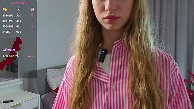 IselaObanner online show from April 10, 11:05 am