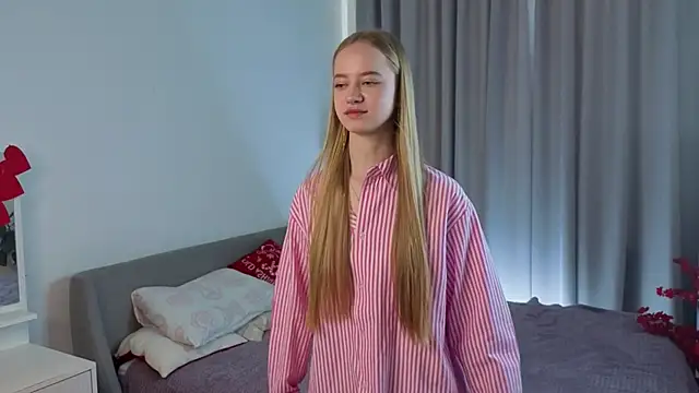 IselaObanner online show from March 24, 6:08 am