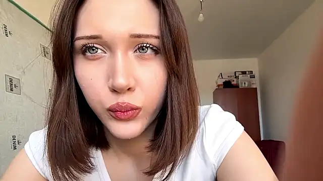 kiravings online show from March 27, 8:05 am