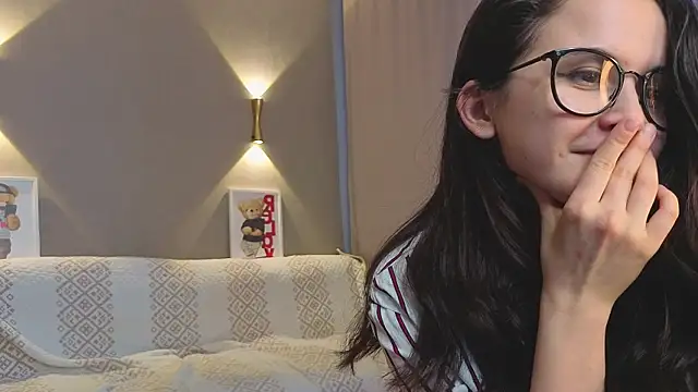 AldaDupriest online show from April 1, 1:41 pm