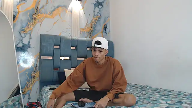 SEXY BIG COCK online show from April 9, 1:16 pm