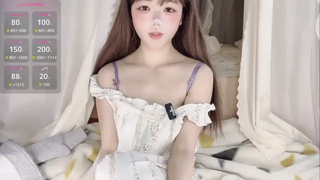 rain-yy online show from April 11, 8:07 am