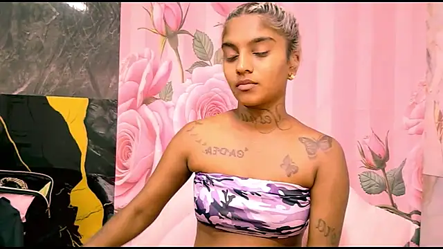 indian barbie online show from April 3, 1:53 pm