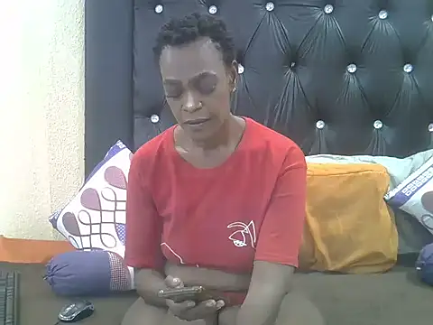 Blackberryxxx16 online show from April 11, 3:48 pm