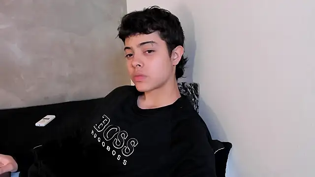 Cris Sasha online show from April 14, 3:17 am