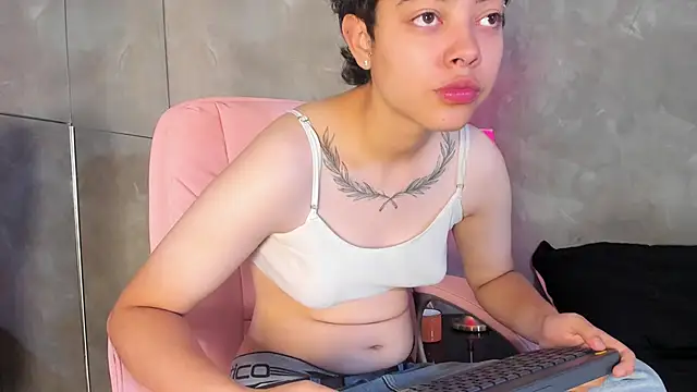 Cris Sasha online show from March 25, 12:08 pm