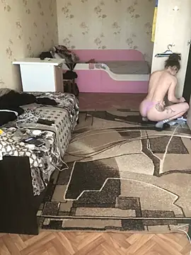 AriaHop online show from April 14, 3:34 pm