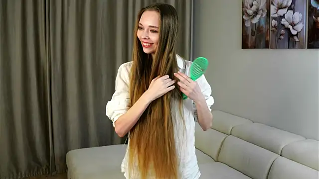 HermaFrain online show from April 4, 8:40 pm